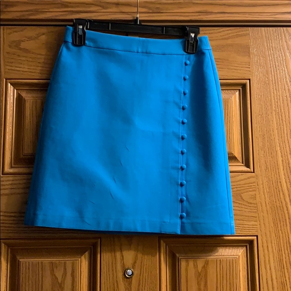 New Loft 00P Skirt with Button Detail
